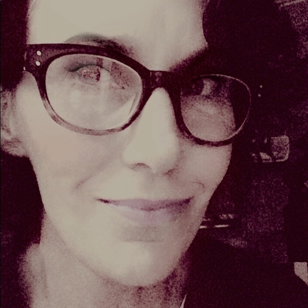 Meet your Posher, Victoria